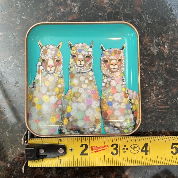 Studio Oh! Metal trinket tray. - Picture 3 of 3